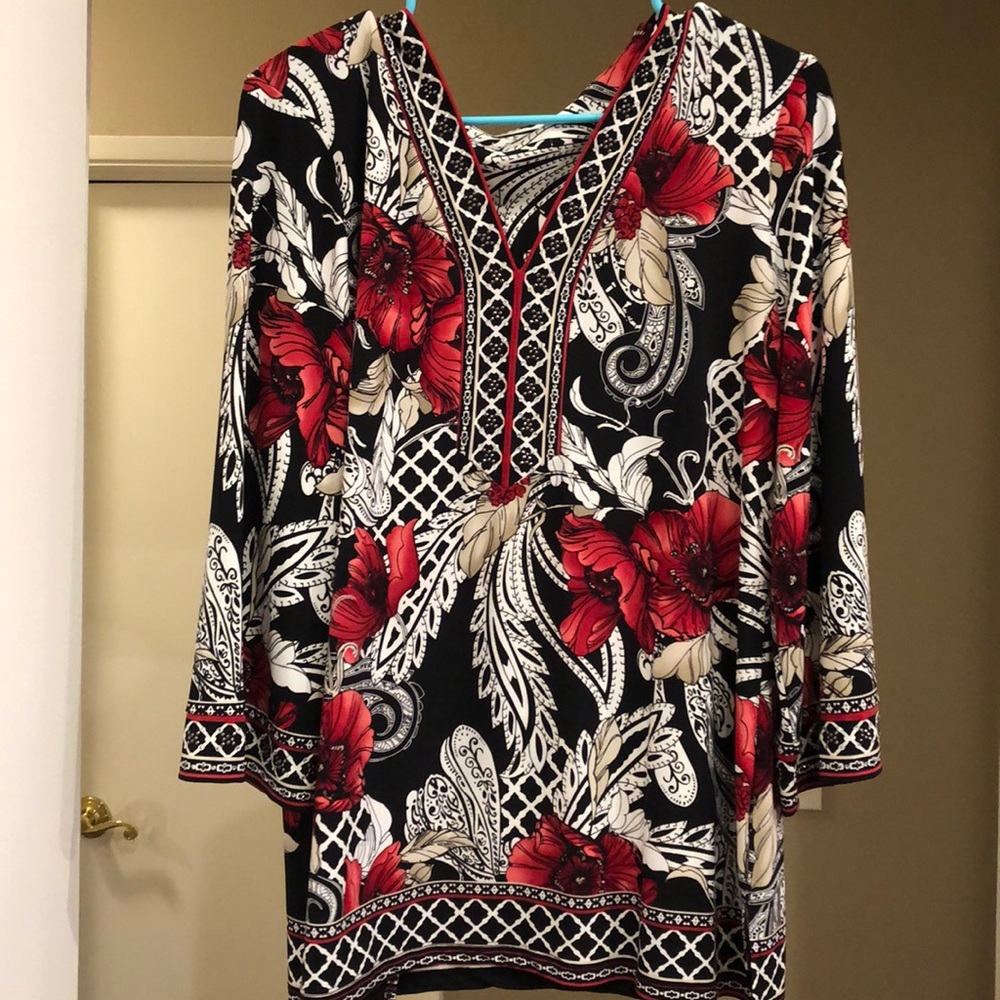 Women’s dress shirt